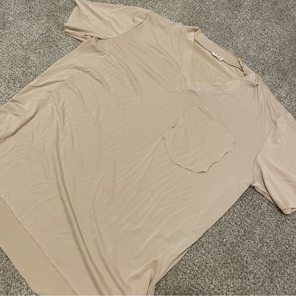 POL Lazer Cut V-Neck Pocket Tee